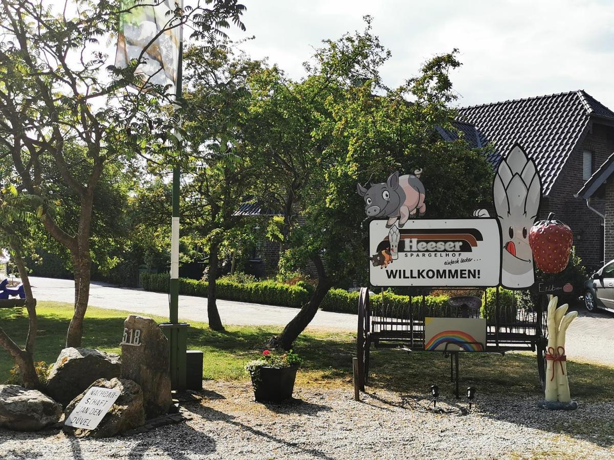 Heeser Spargelhof Ferienwohnung Landblick ヴェエツェ エクステリア 写真